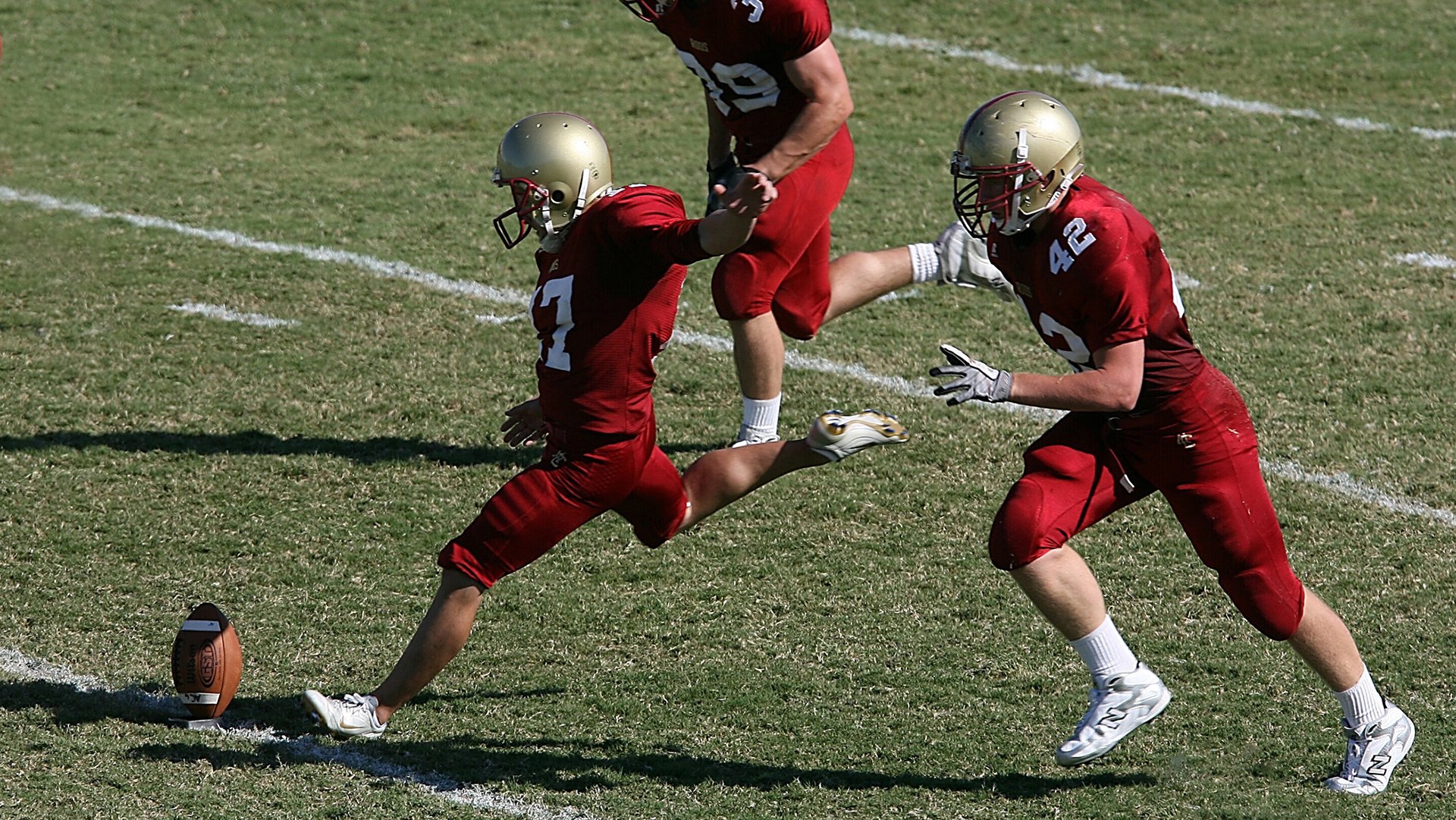拉什福德独舞梦剧场，爱尔兰险胜红牛背后的欧冠淘汰赛接管者