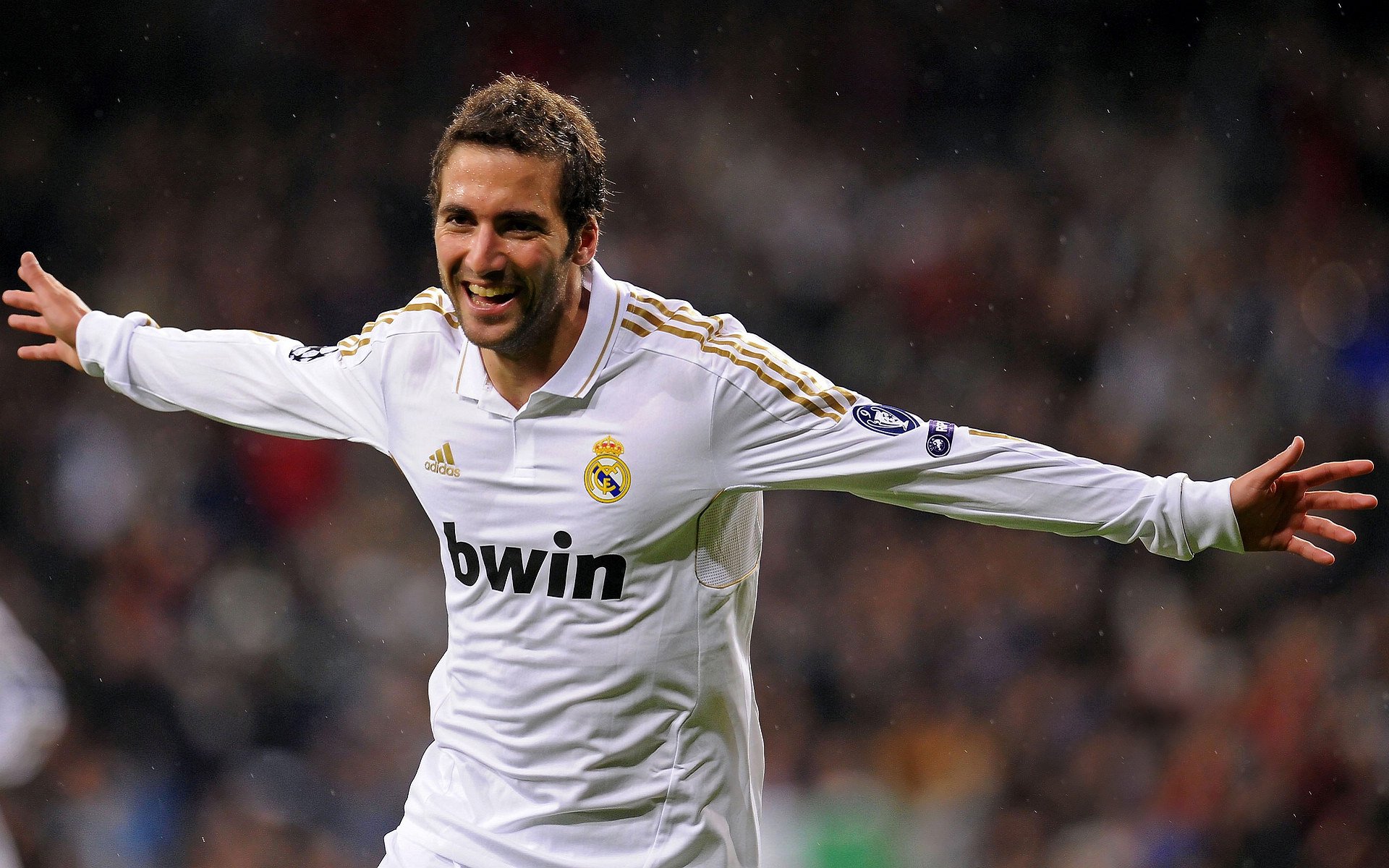 舞台越大越强，季后赛抢七之夜，马丁内利的光芒时刻